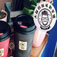 大叔的絲襪奶茶鋪加盟