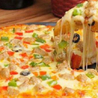 中標(biāo)歐冠披薩加盟