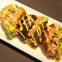 喔滋現(xiàn)烤串串漢堡加盟